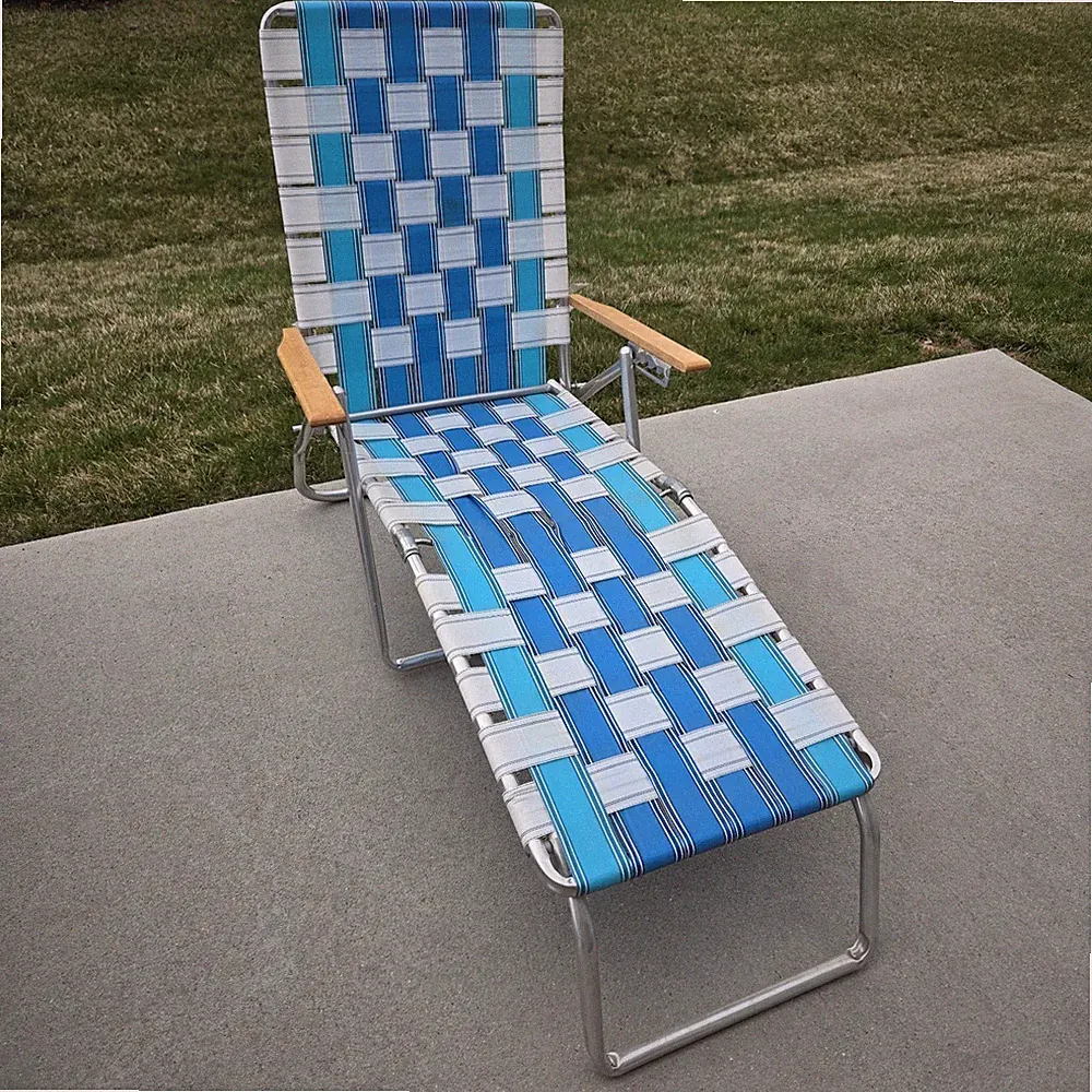 Vintage Aluminum Folding Lawn Chair Recliner Webbed Beach Patio Blue White Retro